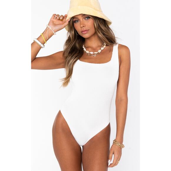 Show Me Your Mumu The Scrunch One Piece in Ivory Scrunch S - Picture 2 of 6